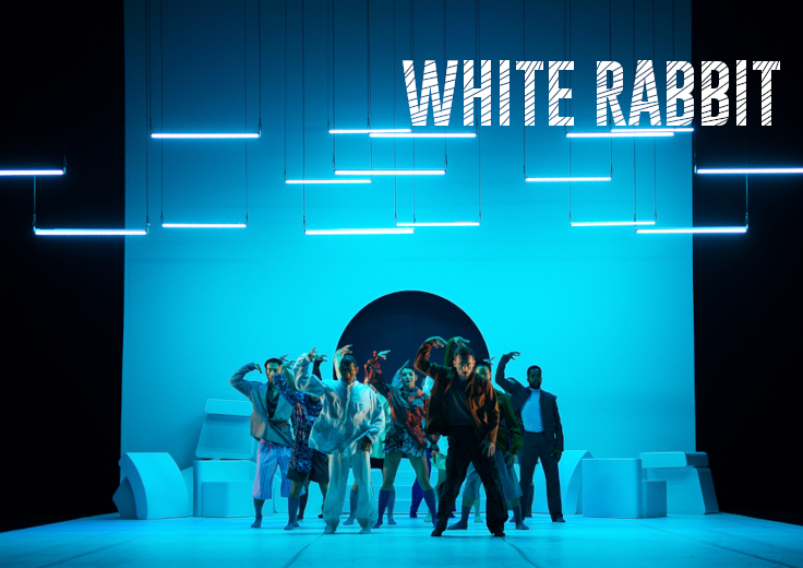 Musique pour la pièce White Rabbite de Phoebe Jewitt.